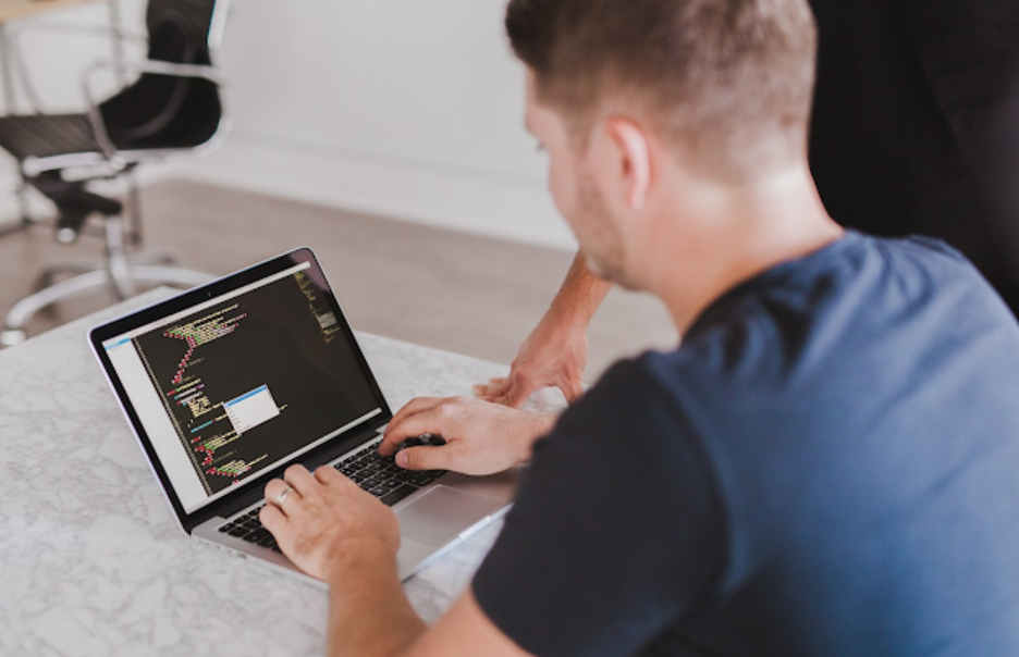 onlinehtmlcompiler com || online compiler html || compiler html